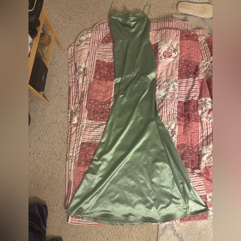 Windsor Green Slip Dress Spaghetti Strap Sleeveless Prom